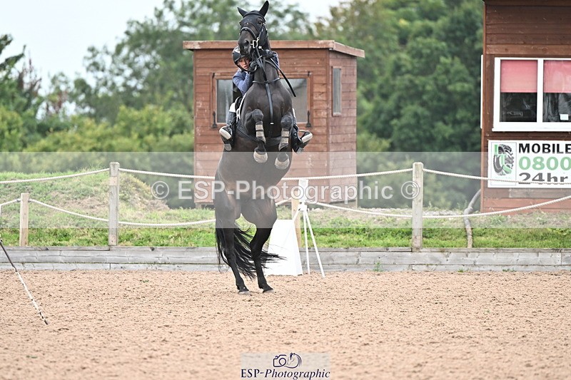 240828A-101629-00053 - Cls 1 Snr British Novice and 90cm Open