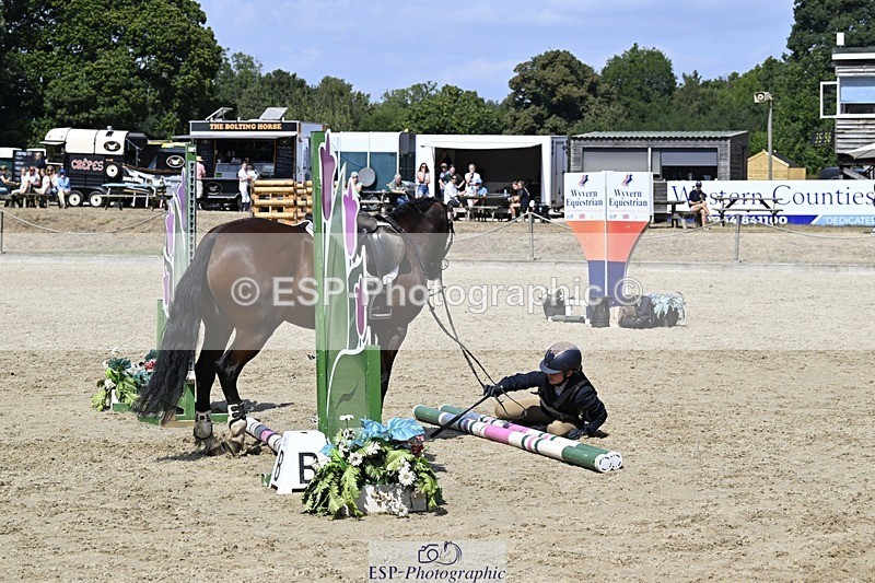 250823A-132159-30423 - PC70 Jump Off