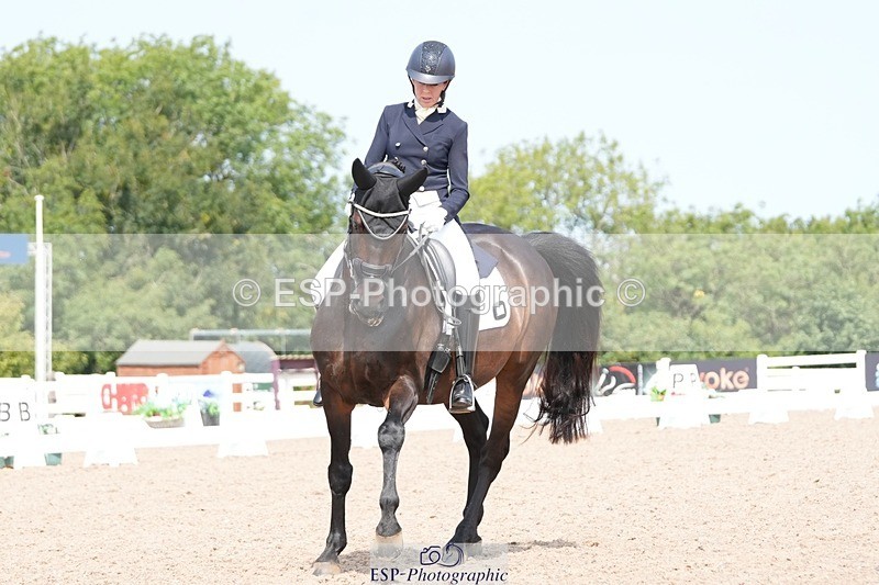 250815-115556-01008 - 011-Tess.WilsonHyatt