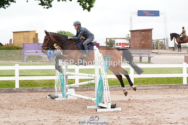 250524-112028-06370 - Cls 21 A&B Snr Disco & 1.00m Open