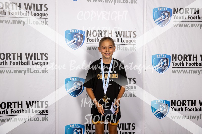 1DX30125 - Div 2 Blunsdon Youth girls