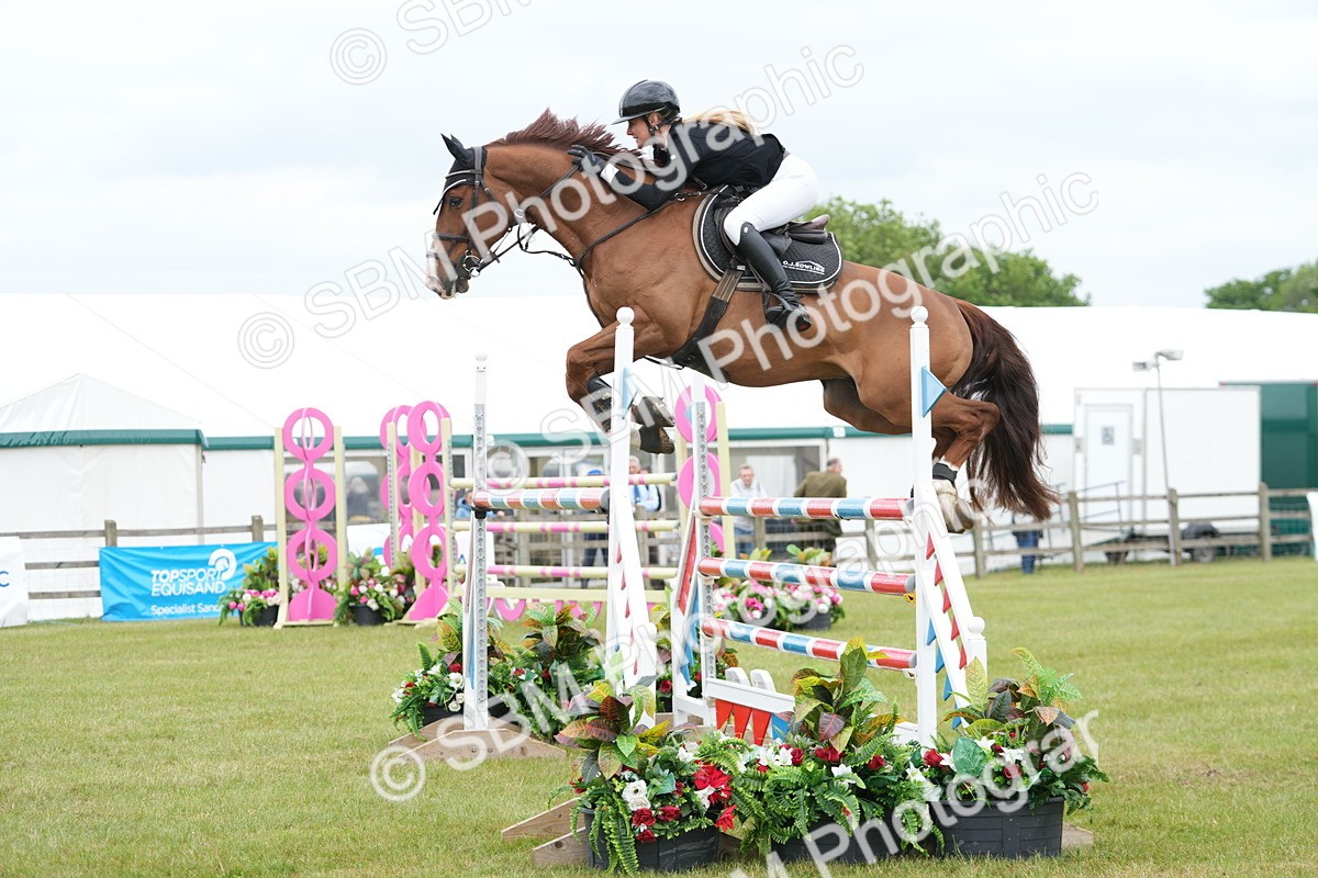 SBM_06430 - Class 202 - National 1.40m Open