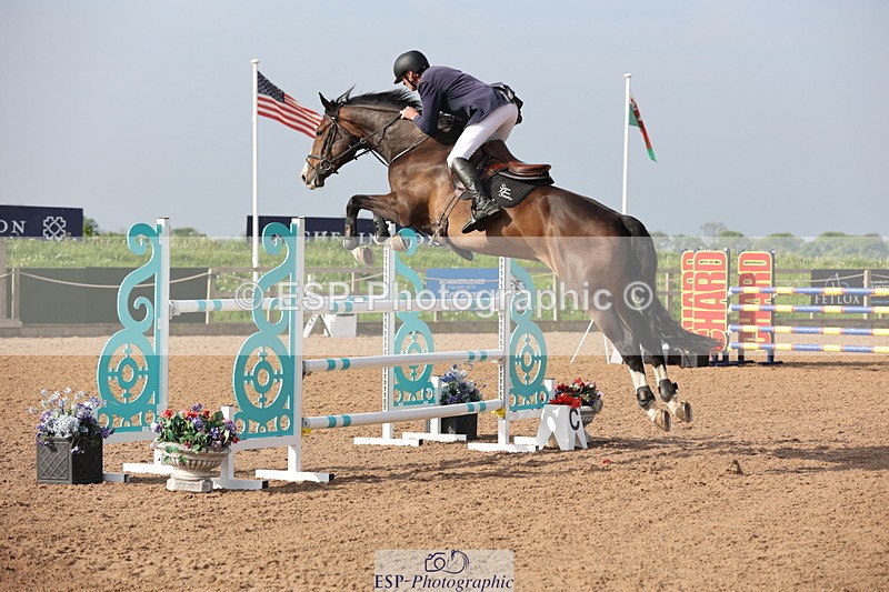 240511A-085021-10811 - Cls 32 Foxhunter