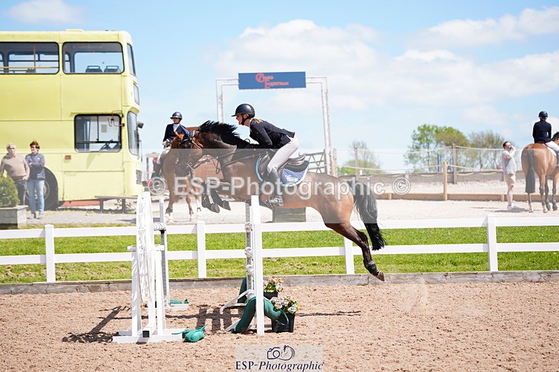 240525A-133450-06232 - Cls 17 National 1.30m