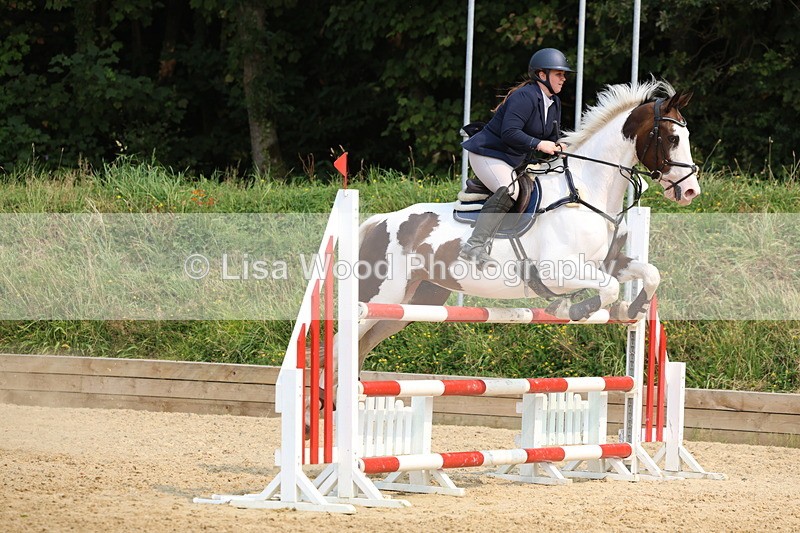 3E7A2518 - Class 8: Senior Newcomers/1.10m open
