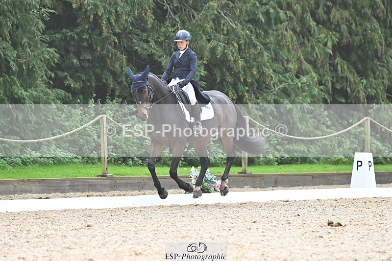 231019-112652-02129 - 108-BELGRAVE.IRENA-Lizzie.Scholefield-DR