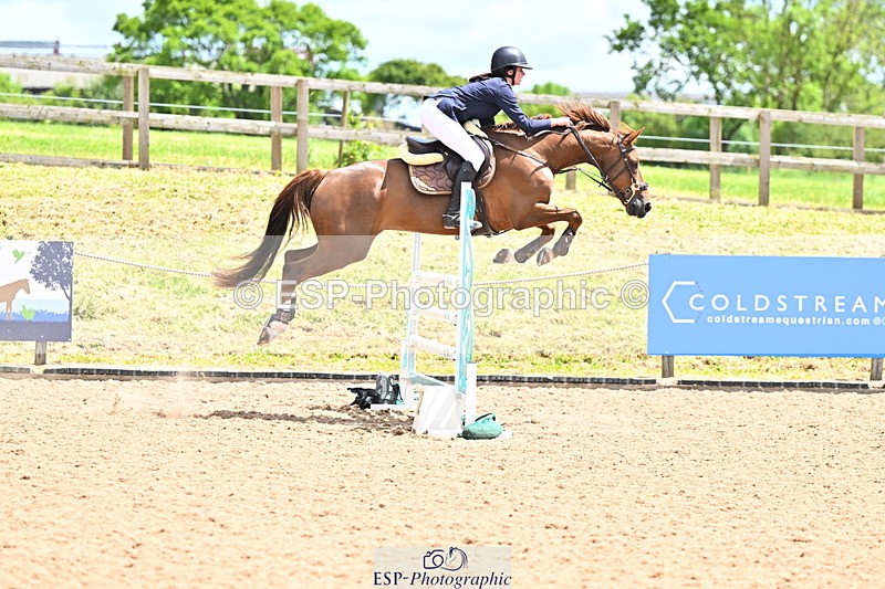 240608A-132048-02526 - Cls 4 Snr Newcomers and 1.10m Open