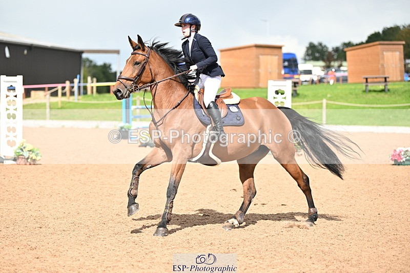 240912A-130744-01631 - Cls 3 Snr Foxhunter