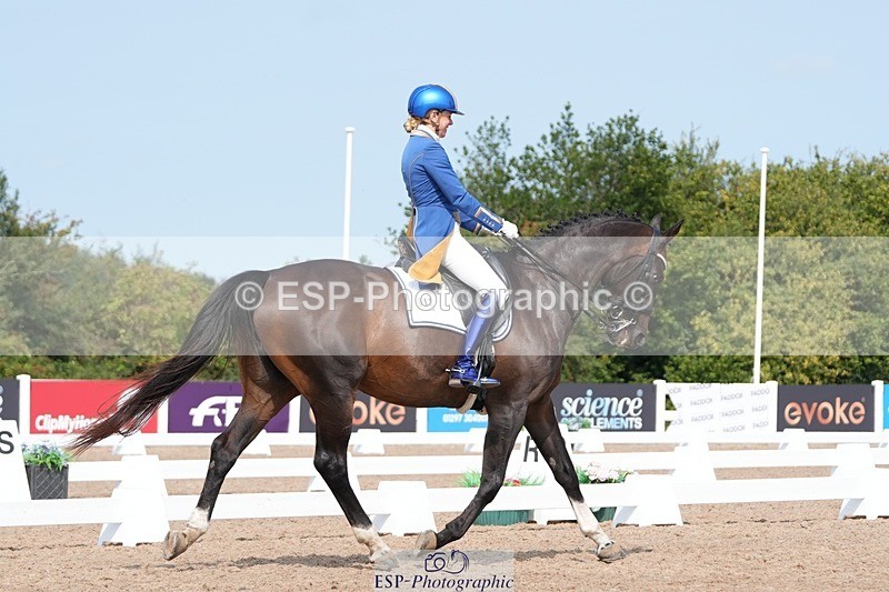 250815-111235-00773 - 012-Natasha.Collings-CostelloDovevale.Tender.Dove