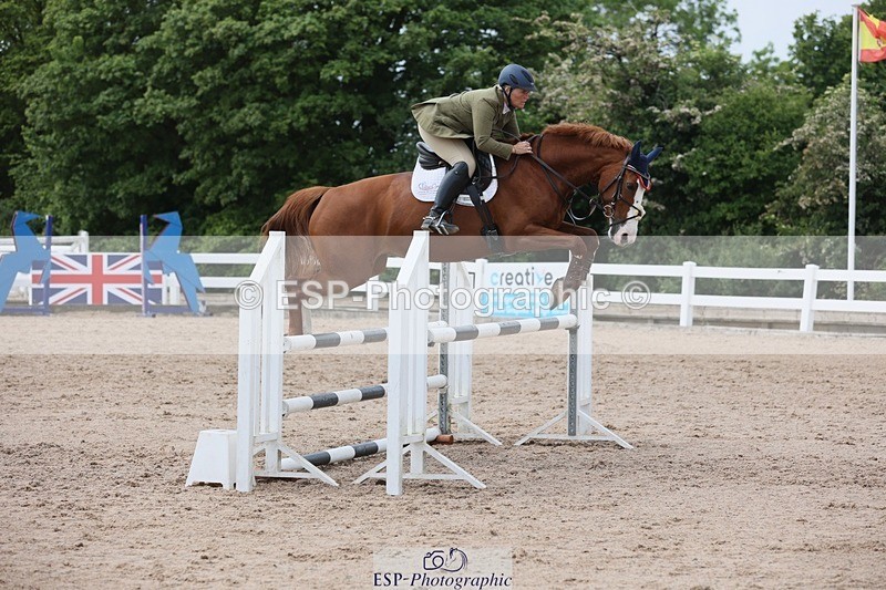 250523-120425-01178 - Cls 09 A&B  Snr Disc & 1.00m Open