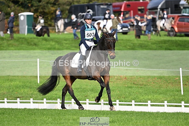 251023A-103459-02543 - G-507-Dominique.Kinnaird-Ainley