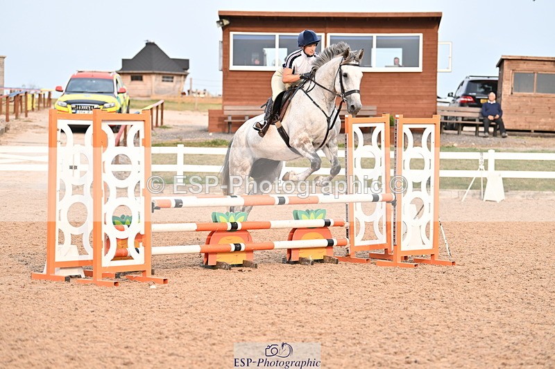 250819B-174410-00843 - 90cm