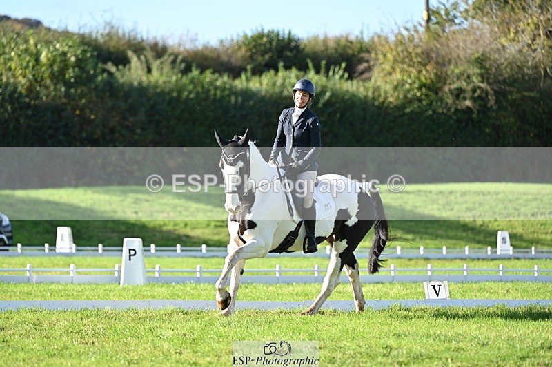 251024A-104045-08106 - F-457-Kayli.Goddard