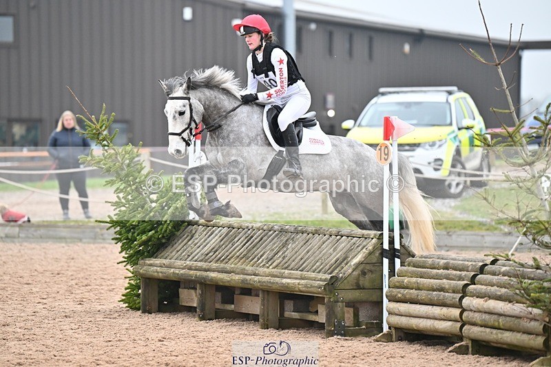 250118-133534-01247 - Cls 3A&B 90cm 13.20 to Coursewalk