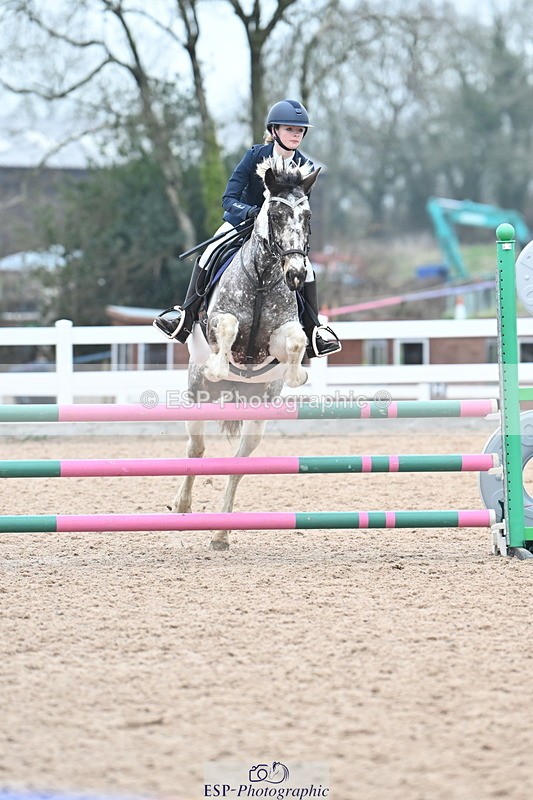 240128A-121651-00817 - Cls 4 Pony Newcomers and 1m Open