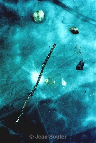 C35 - Colour Images