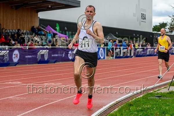 ComMast25-911253 - Track Male Set Two