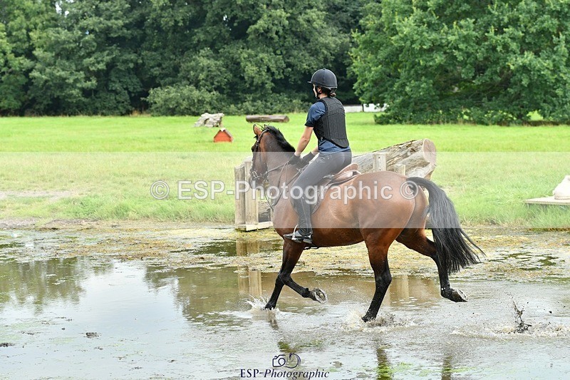 230817-131918-00916 - Theo's 1st Group - XC