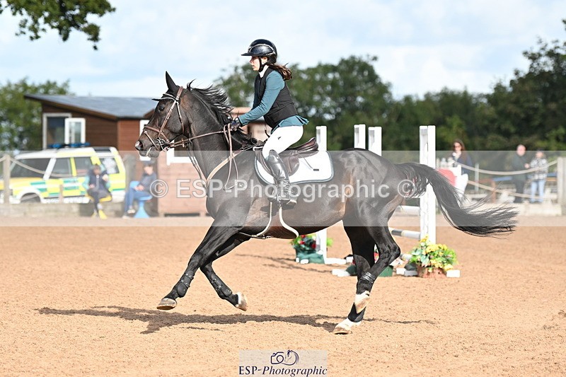 240912A-095508-00284 - Cls 1 Snr 1.05m & 1.10m Open