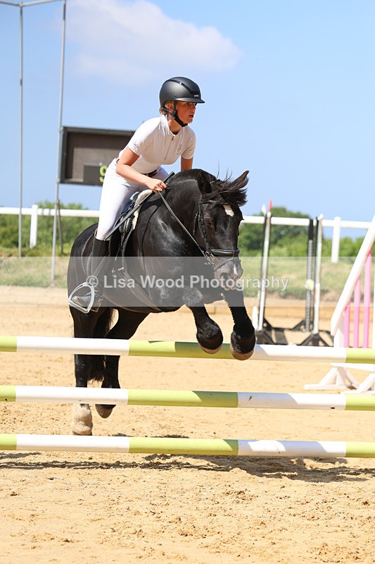 3E7A9670 - Class 8: Senior 80cm