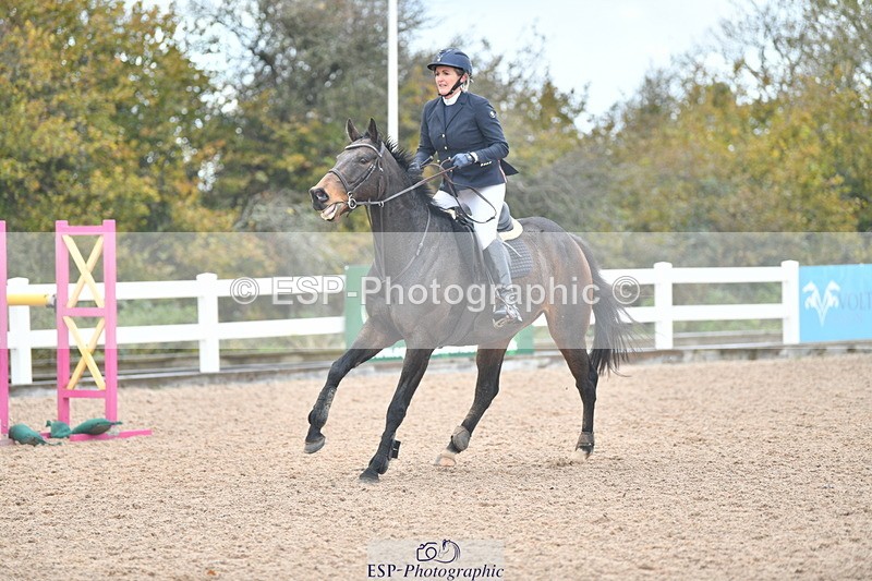 231110A-104949-00144 - Cls 2 British Novice & 90cm Open