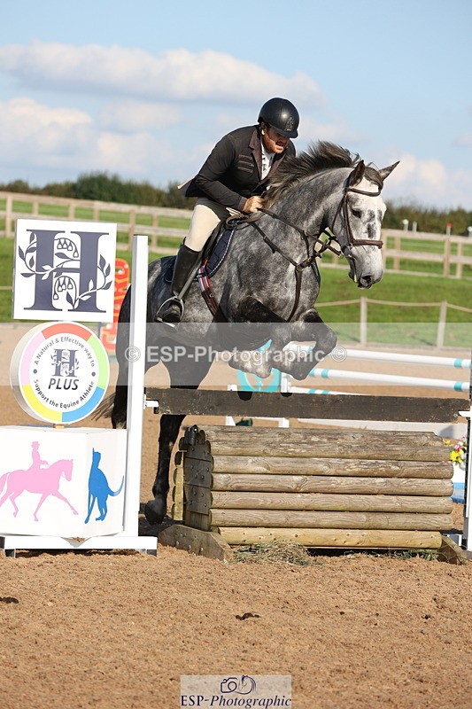 230915A-163030-03197 - Cls 6 Snr 1.05m Derby