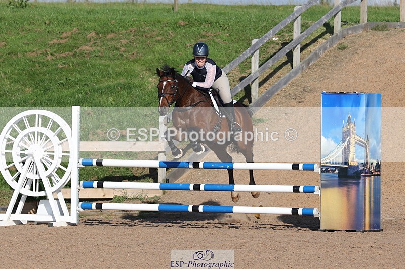 230915A-163407-03215 - Cls 6 Snr 1.05m Derby