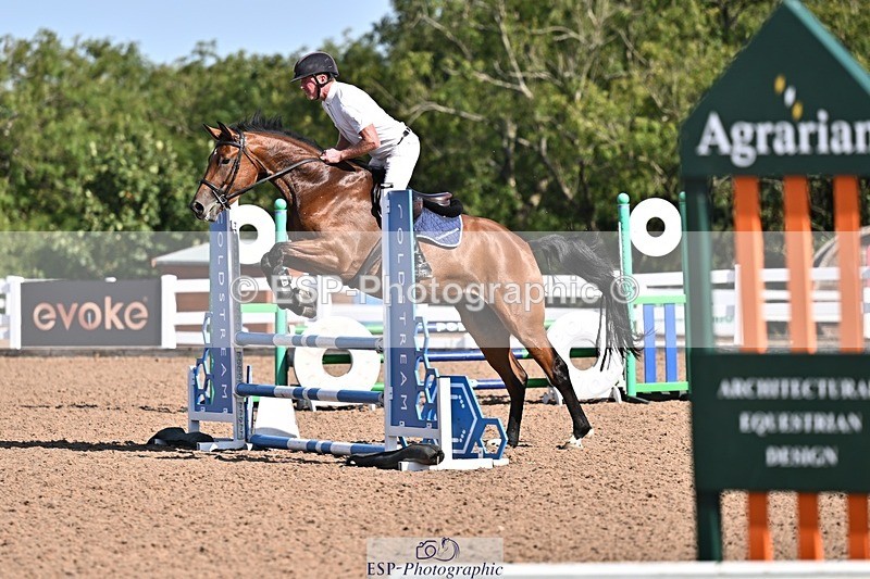 260812-094716-00102 - Cls 2 British Novice and 90cm