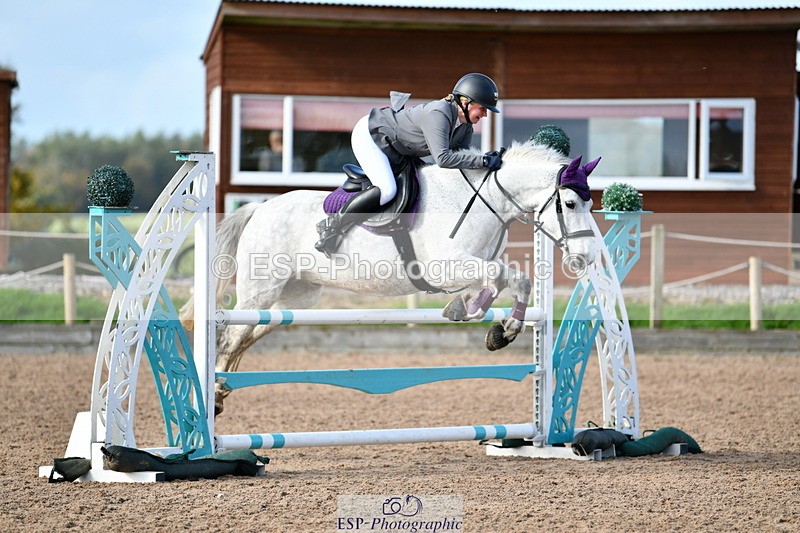 241026A-120304-01124 - SAT Cls 26+27 Club and Schools 90cm