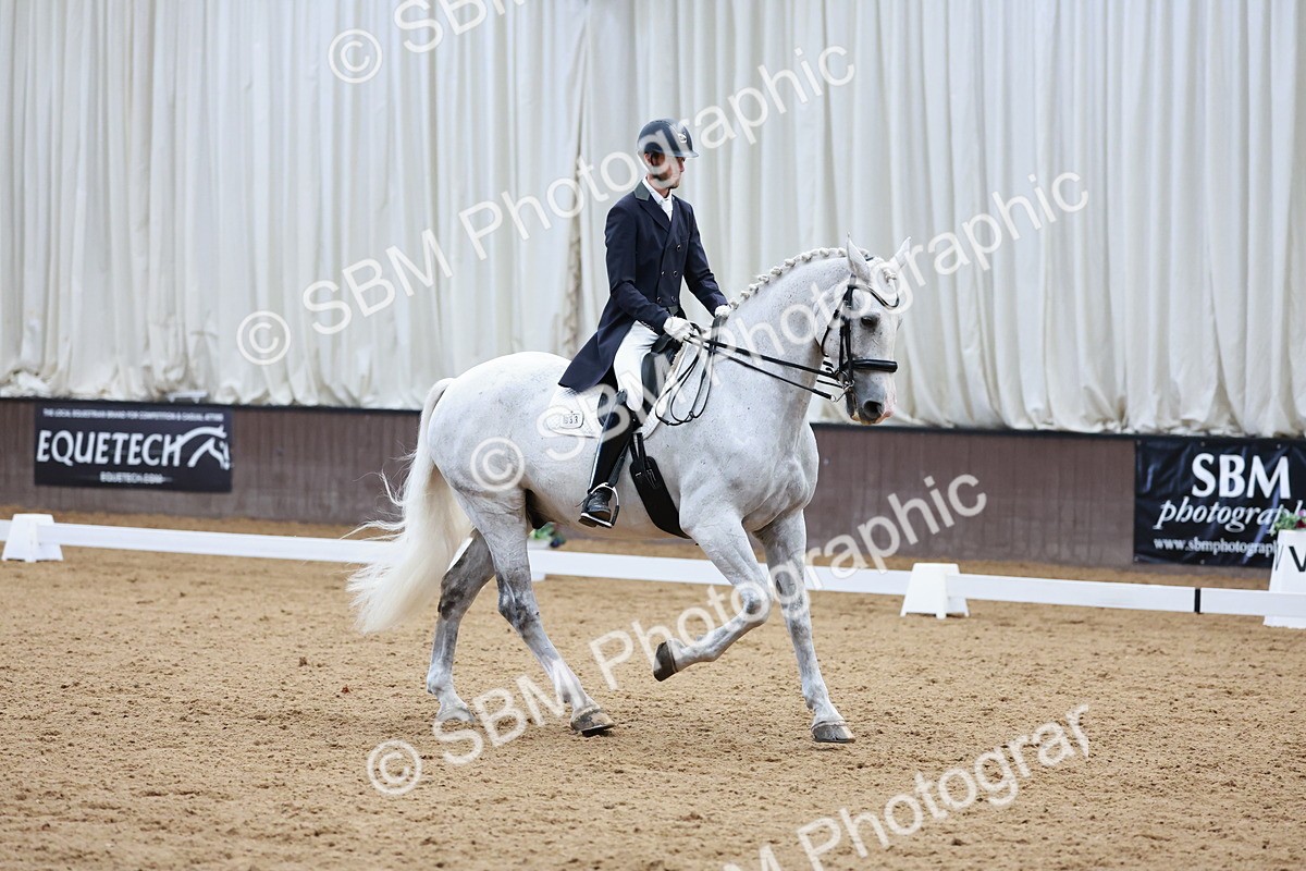 SBM_012770 - Class 3 - FEI PSG - 10.43-11.39