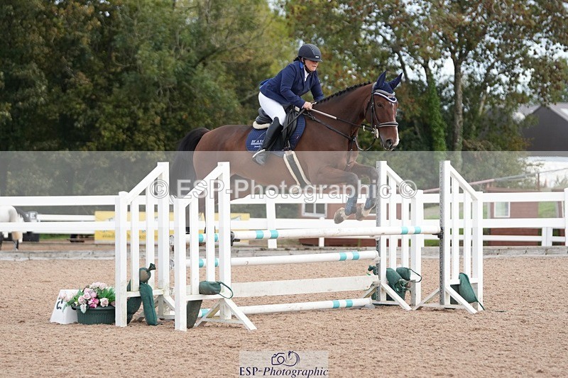 251005-100607-02459 - Cls 22 British Novice and 90cm