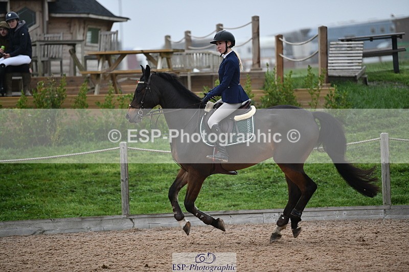 241102A-144013-05864 - SAT Cls 11 Snr 1.05m