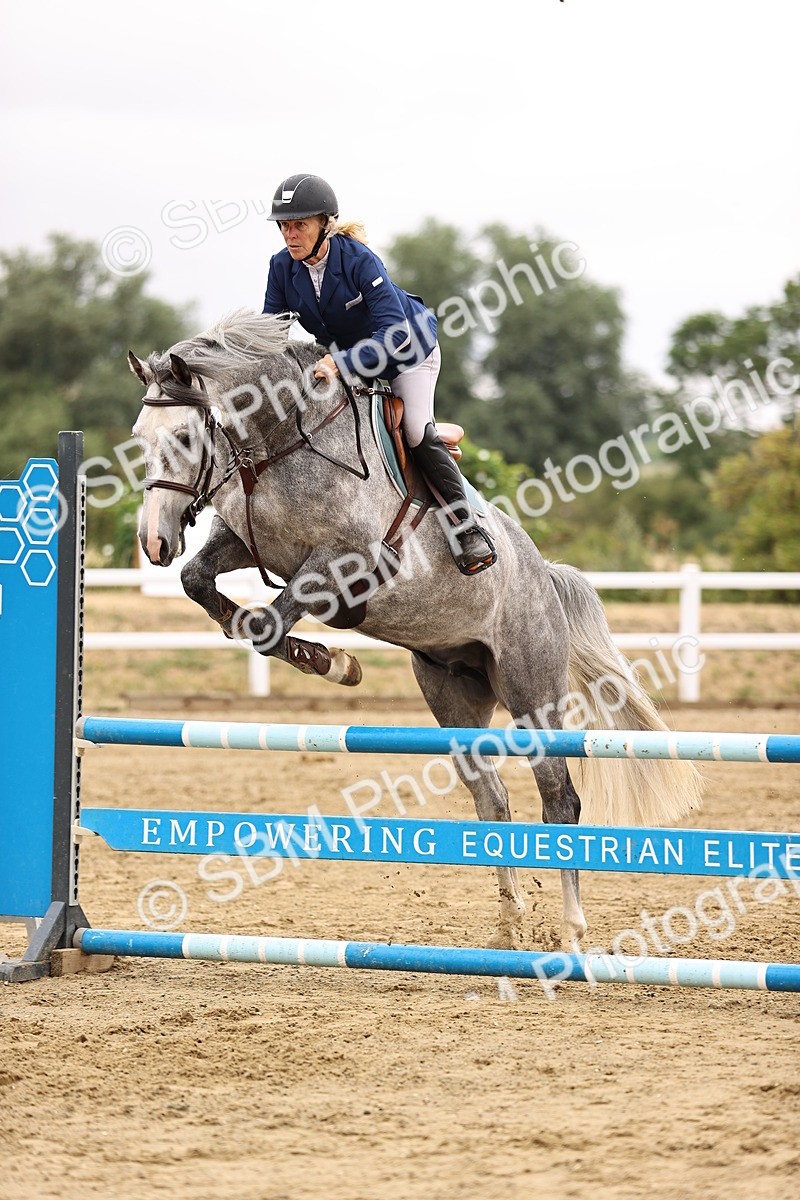 SBM_024717 - Class 9 - Senior British Novice - 90cm