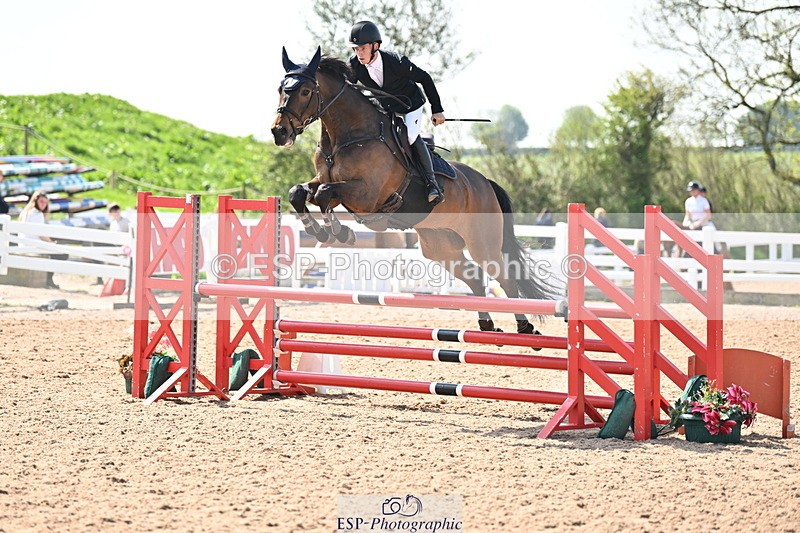 240509A-101226-00395 - Cls 1 British Novice and 90cm Open