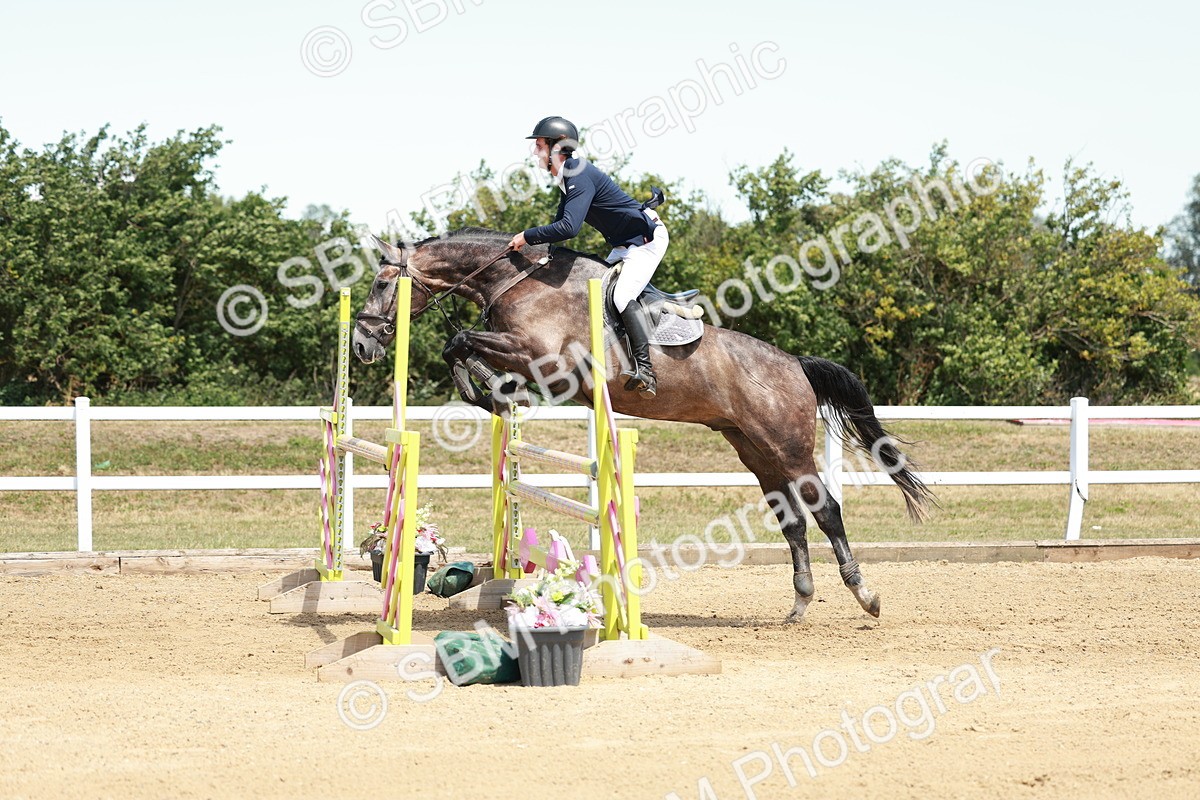 SBM_007418 - Class 3 - Senior Newcomers - 1.10m Open
