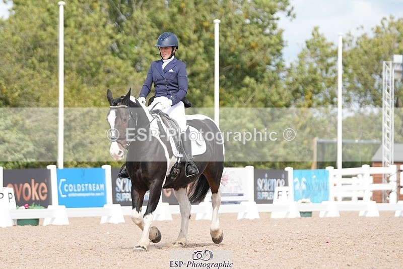 250906-121731-02279 - 082-Samantha.FussellDai.The.Pied