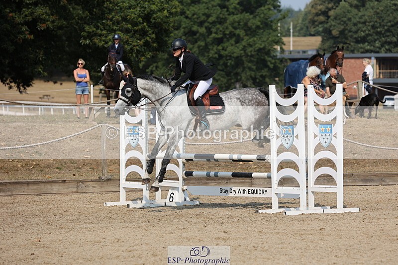 250816A-104500-00831 - Cls 3 Snr British Novice