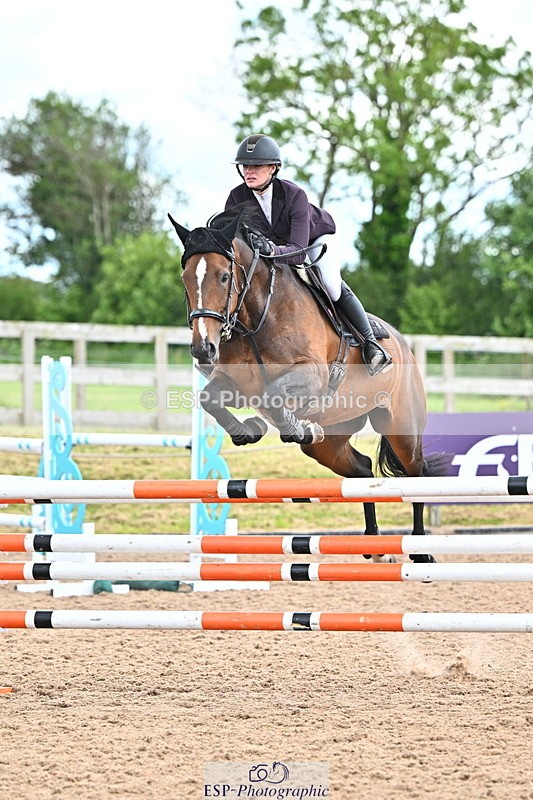 240608A-142211-02733 - Cls 5 Snr Foxhunter and 1.20m Open