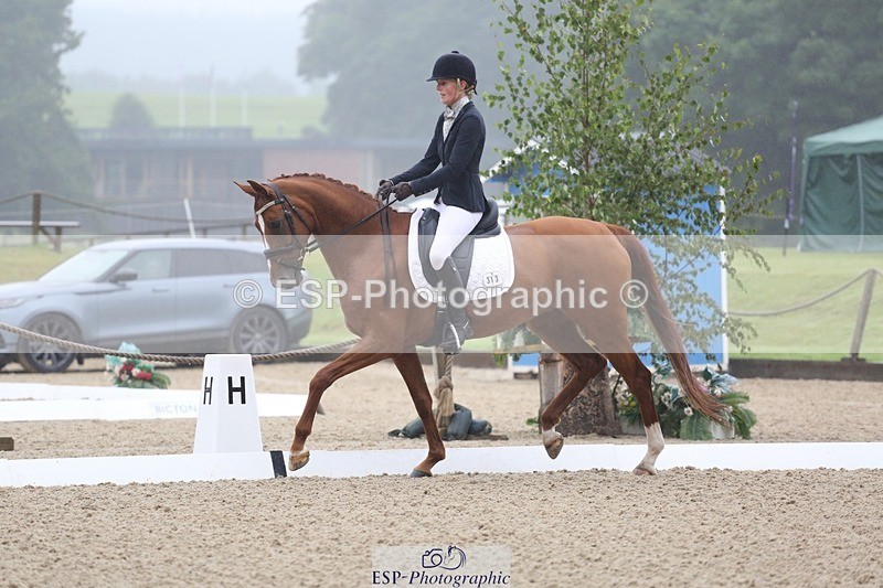 240720-093619-03759 - 313-Grace_Boulton-Karnaval