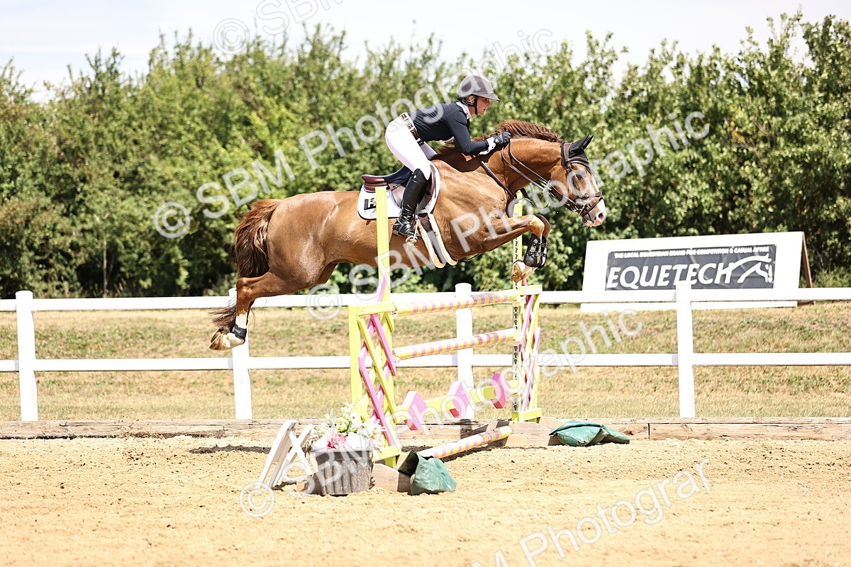 SBM_010281 - Class 9 - Senior Foxhunter - 1.20m Open