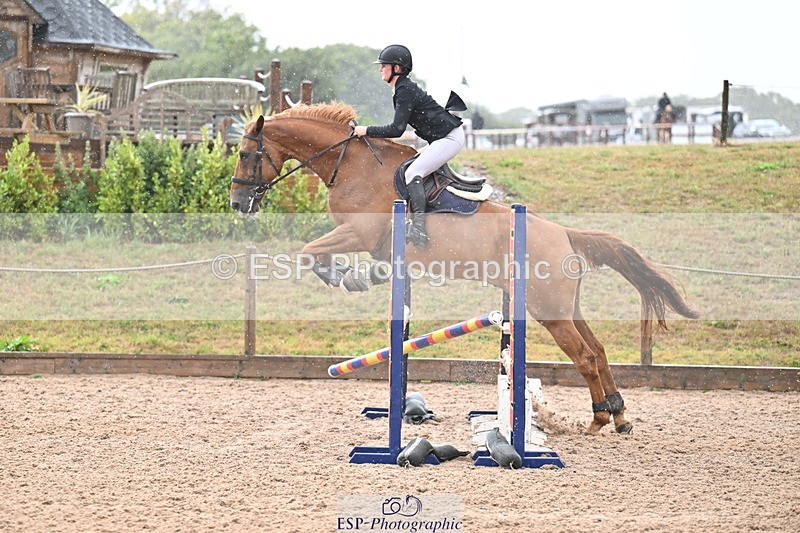 250827B-104149-00110 - Clear Round & Cls 1 Brit Nov 90cm