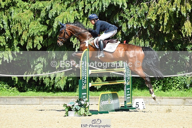 230527-151244-11470 - 470-MCS_MAVERICK-Pippa_Funnell-SJ