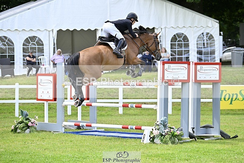 240711-121647-26874 - Cls 117 HOYS Grade C Quali 1.35m