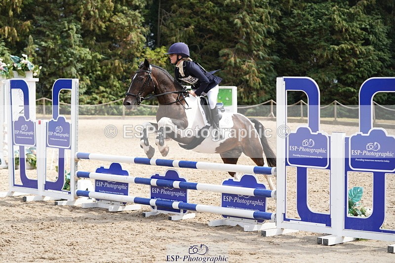 250824A-132832-37513 - 2105-Annabelle.Blight-Mr.Parkroe.Sammy