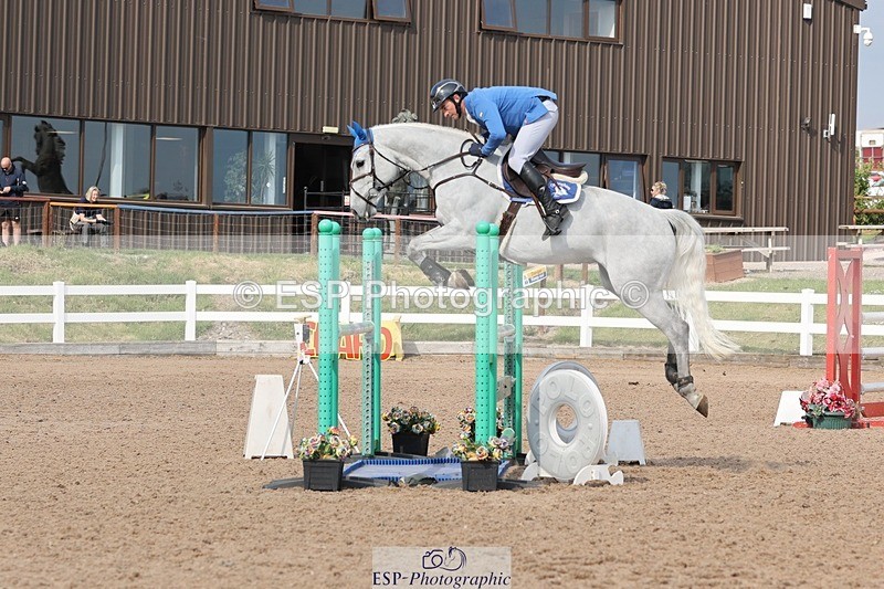 250509-164142-08904 - Cls 24 Snr Newcomers