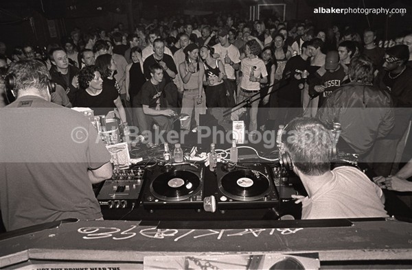 16 herbaliser - Sub Tub @ music box 23.03.02