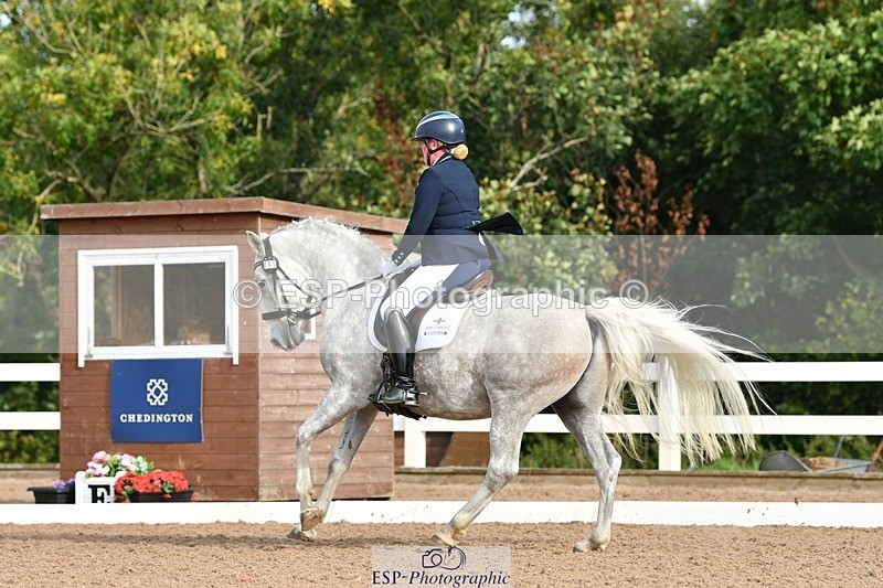 250906-092207-00330 - 091-Jenny.FolmanPluto.Barbana