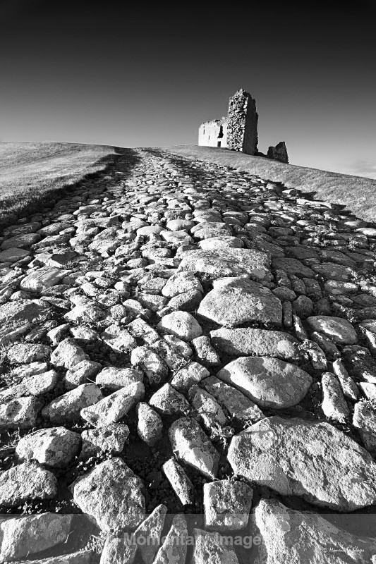 Road to ruin - Black and White