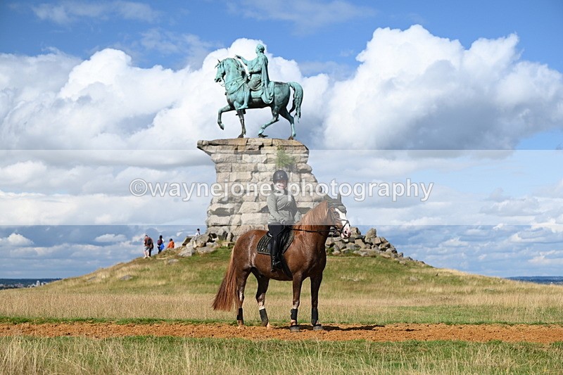 DSC_0229 - Time at Statue 15:58 to 16:05