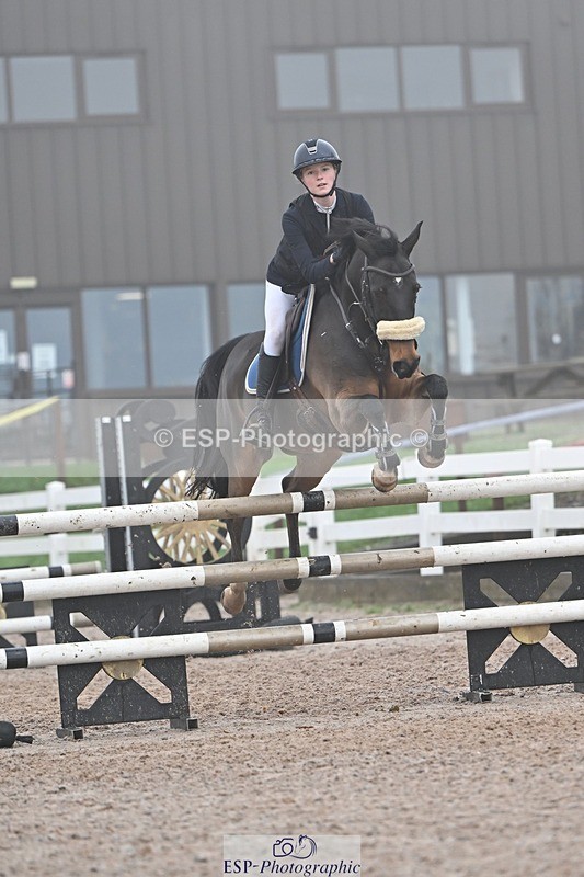 251115-123725-01020 - Cls 10 Pony Foxhunter and 1.10m Open